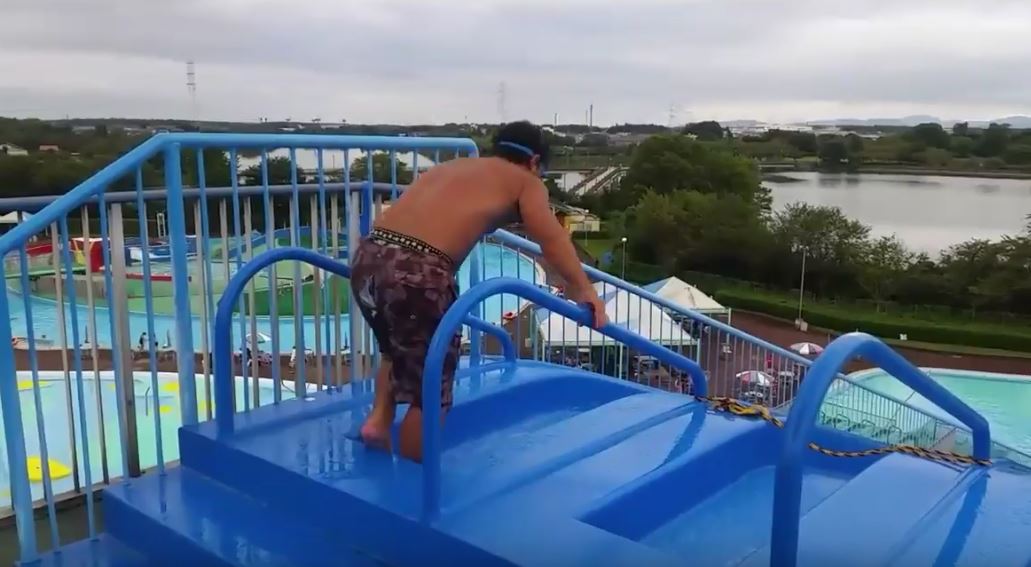 砂沼サンビーチスライダー兄さん